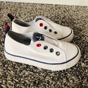 H & M white slip on shoes